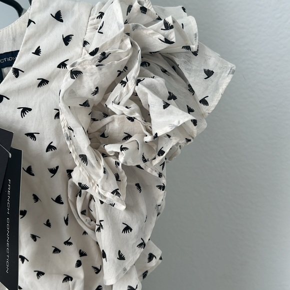 French connection Ruffle Sleeve dress size 2 - Picture 4 of 9